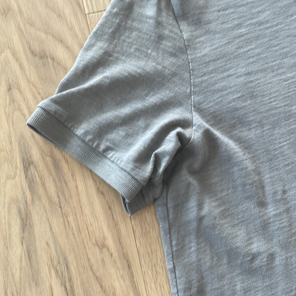 Vince | 3 button polo shirt | light grey | size large - Picture 3 of 7